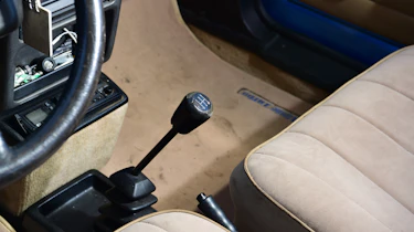 Renault 5 Alpine - gear stick