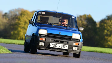 Renault 5 Alpine - front