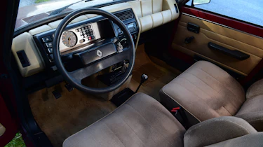 Renault 5 GTL - dash