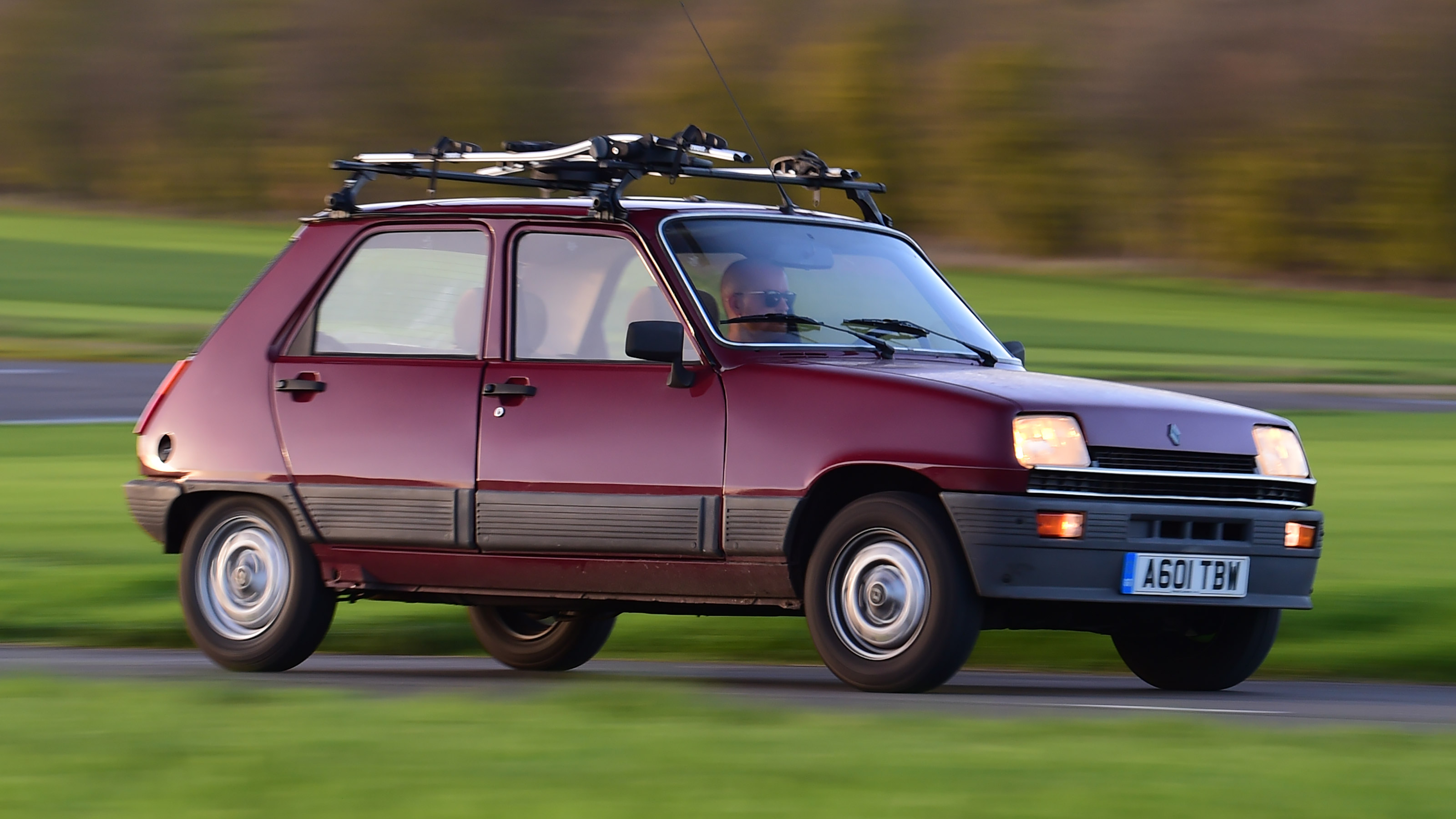 Renault 5 GTL - front