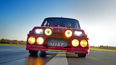 Renault 5 Turbo 2 - full front