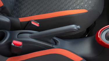 Toyota Aygo X Air Edition - handbrake