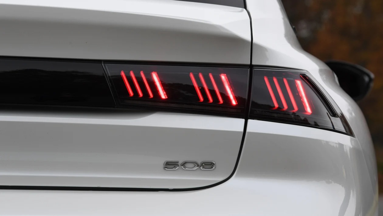 Used Peugeot 508 Mk2 - rear lights