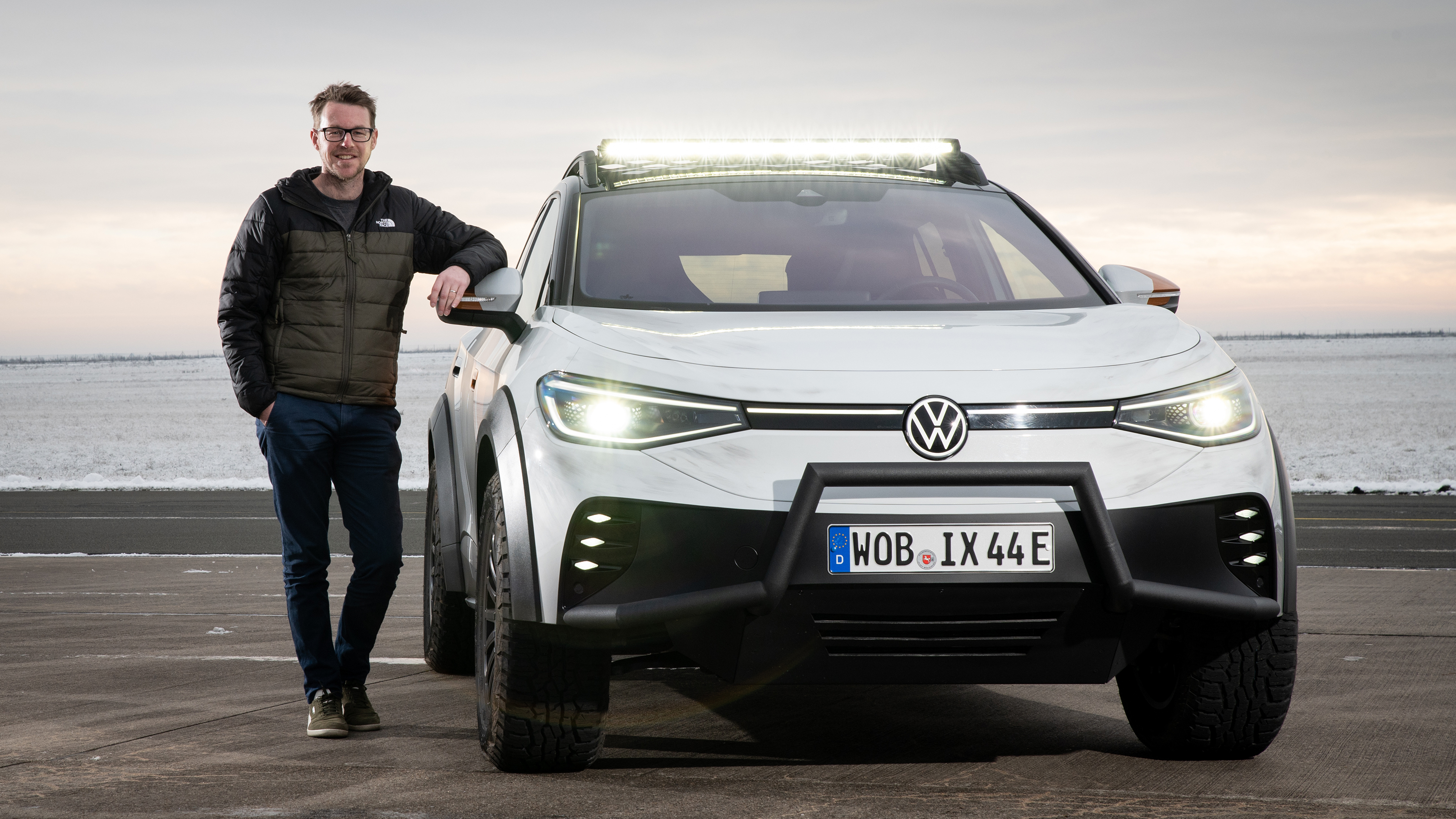 Volkswagen ID Xtreme - Sean Carson standing with ID Xtreme