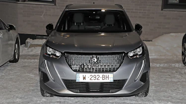Peugeot 2023 spyshot - front