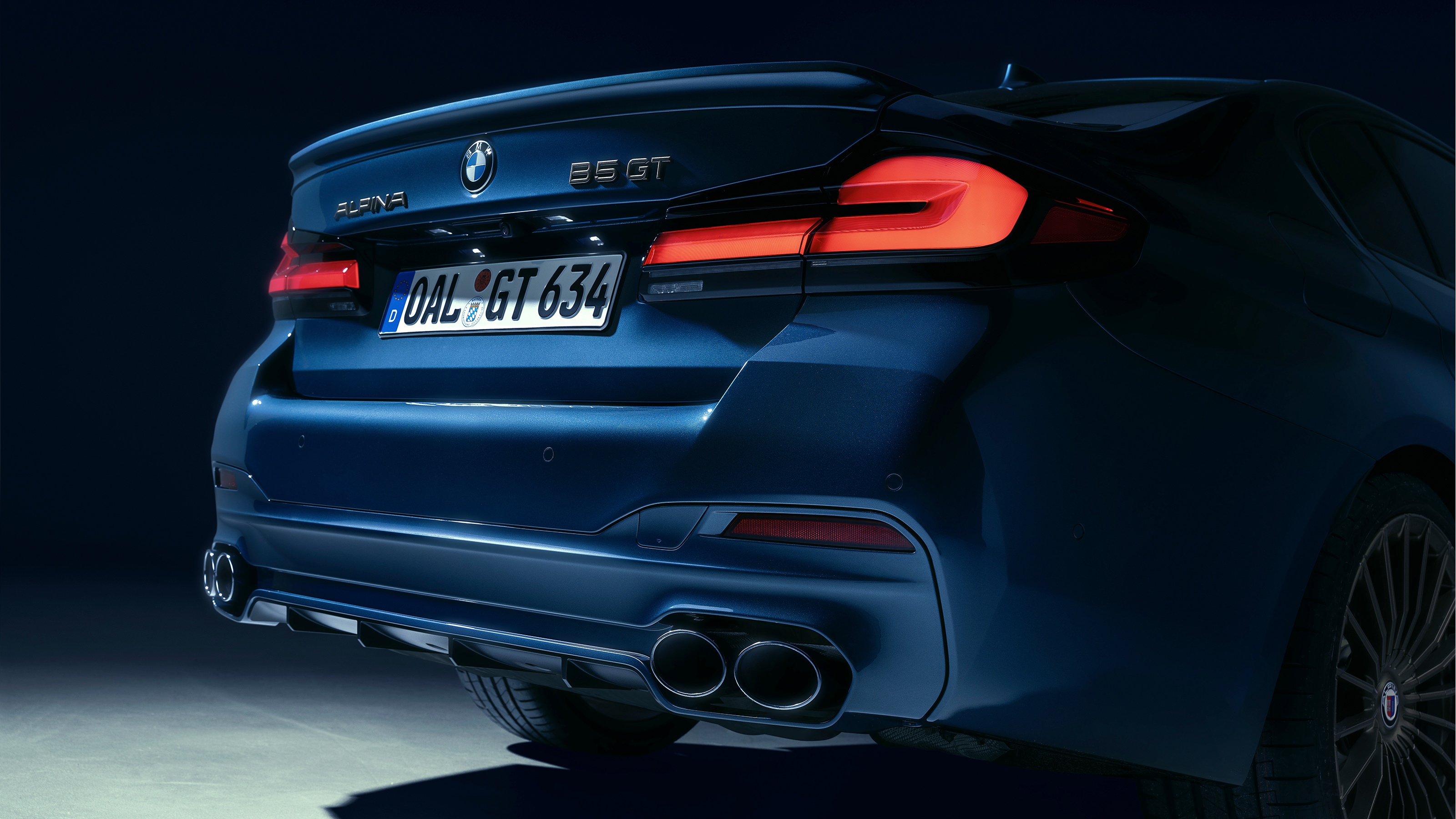 Alpine B5 GT - rear/exhausts