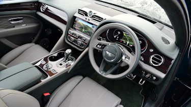 Bentley Bentayga EWB - interior (driver's door view)