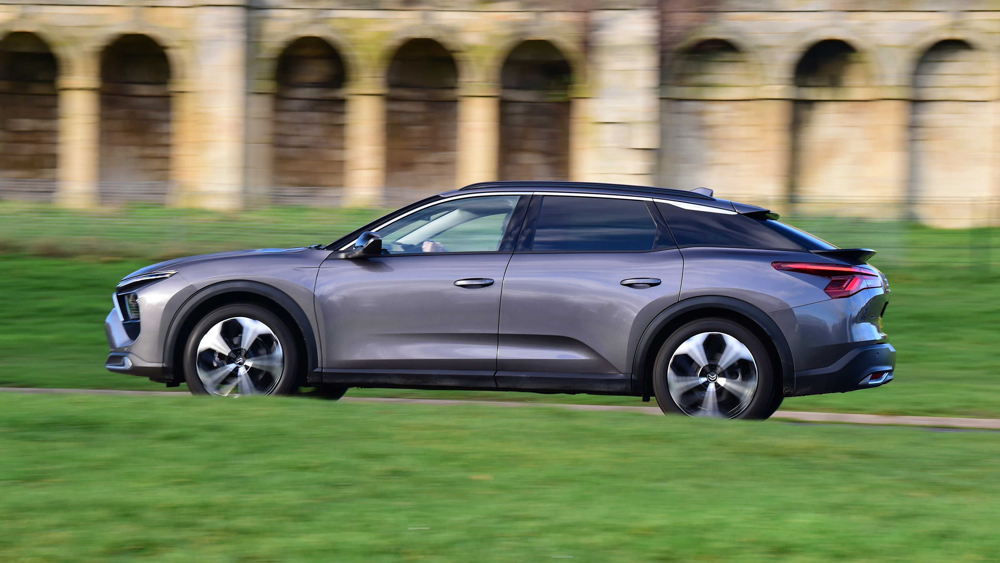 Citroen C5 X Shine - side
