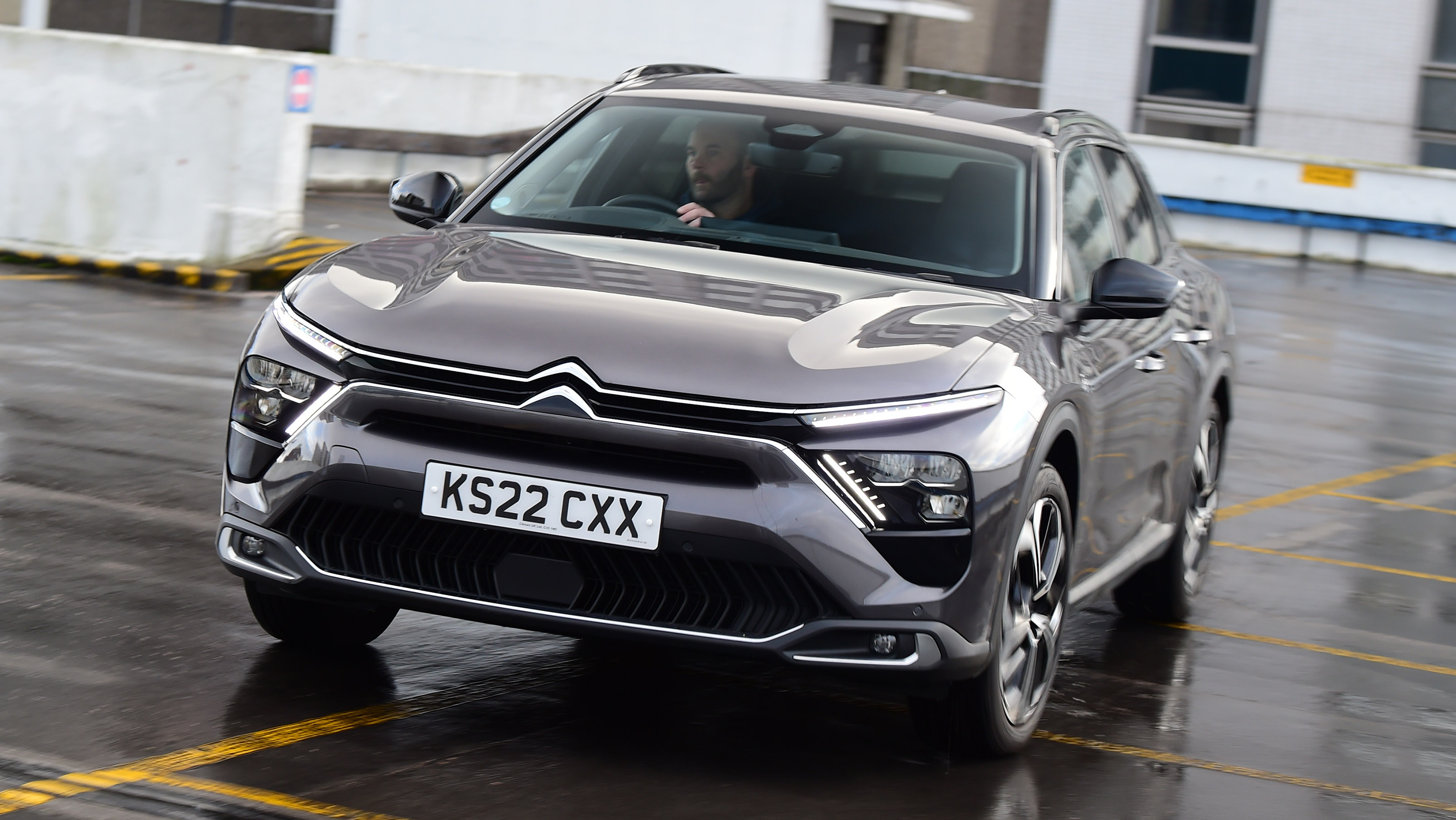 Citroen C5 X Shine - front