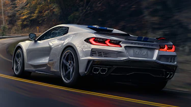 Chevrolet Corvette E-Ray (white with blue stripe) - rear tracking
