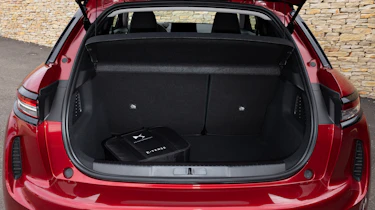 DS 3 E-Tense - boot