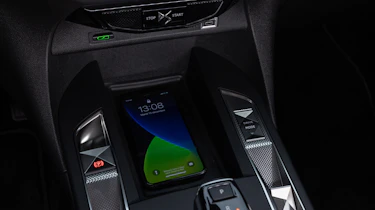 DS 3 - wireless charger