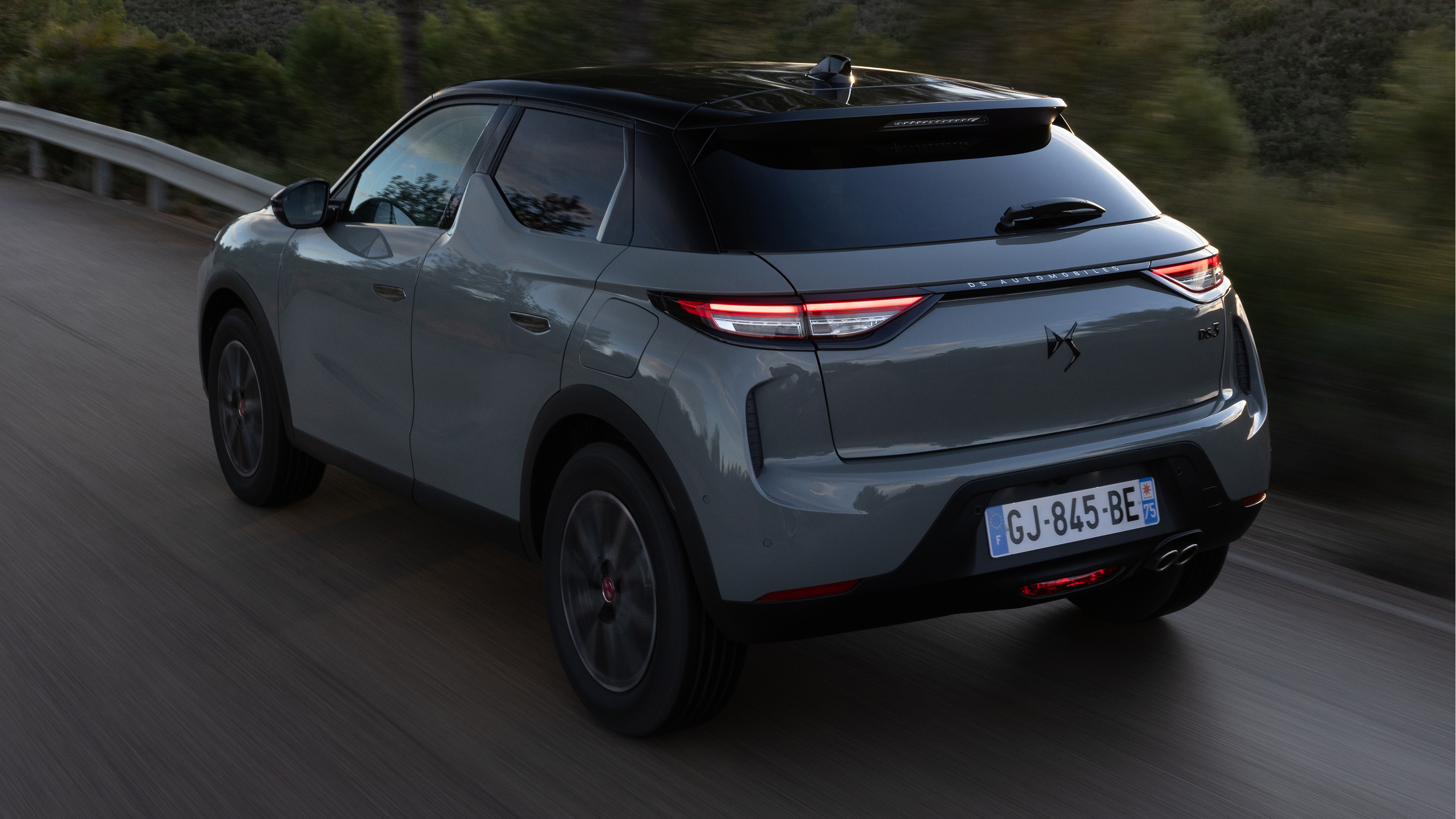 DS 3 - rear tracking