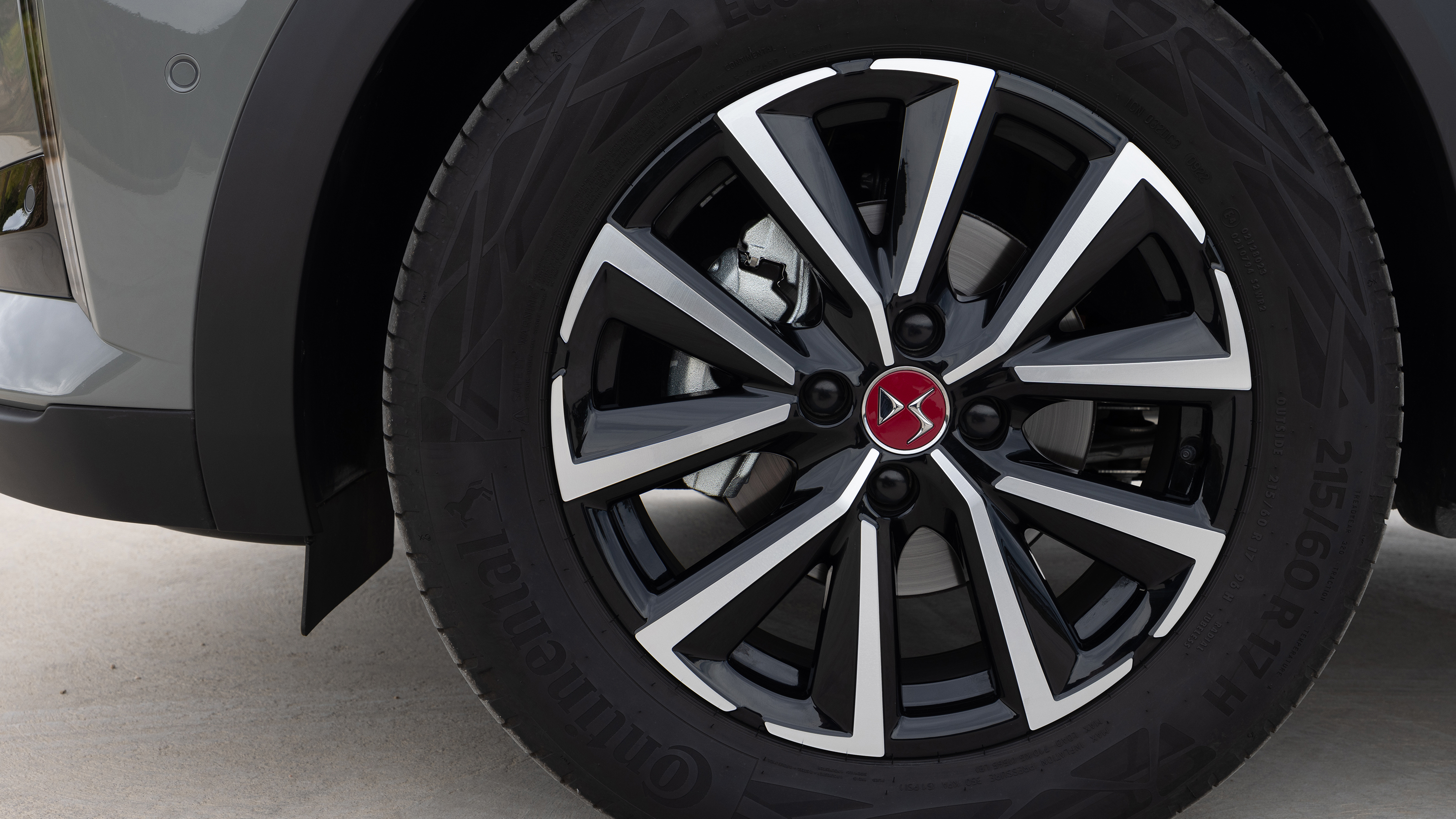 DS 3 - wheel