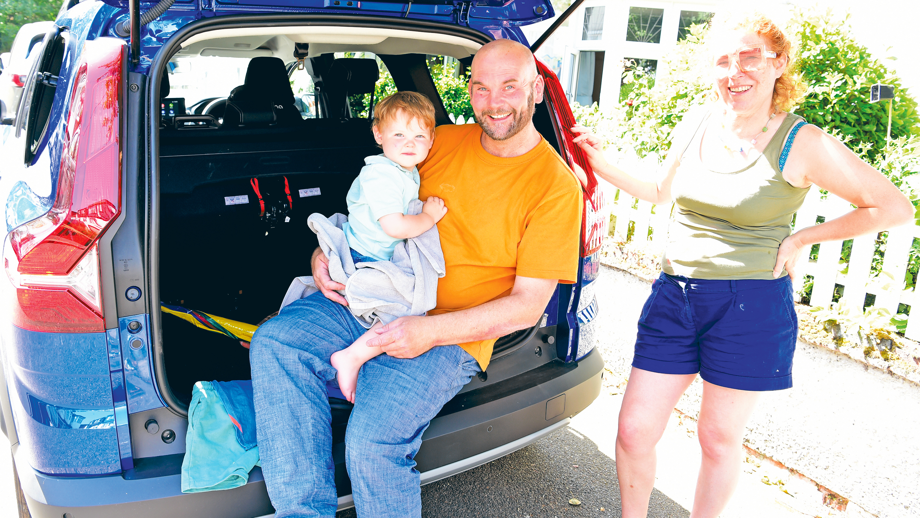 Dacia Jogger long termer - sitting in boot