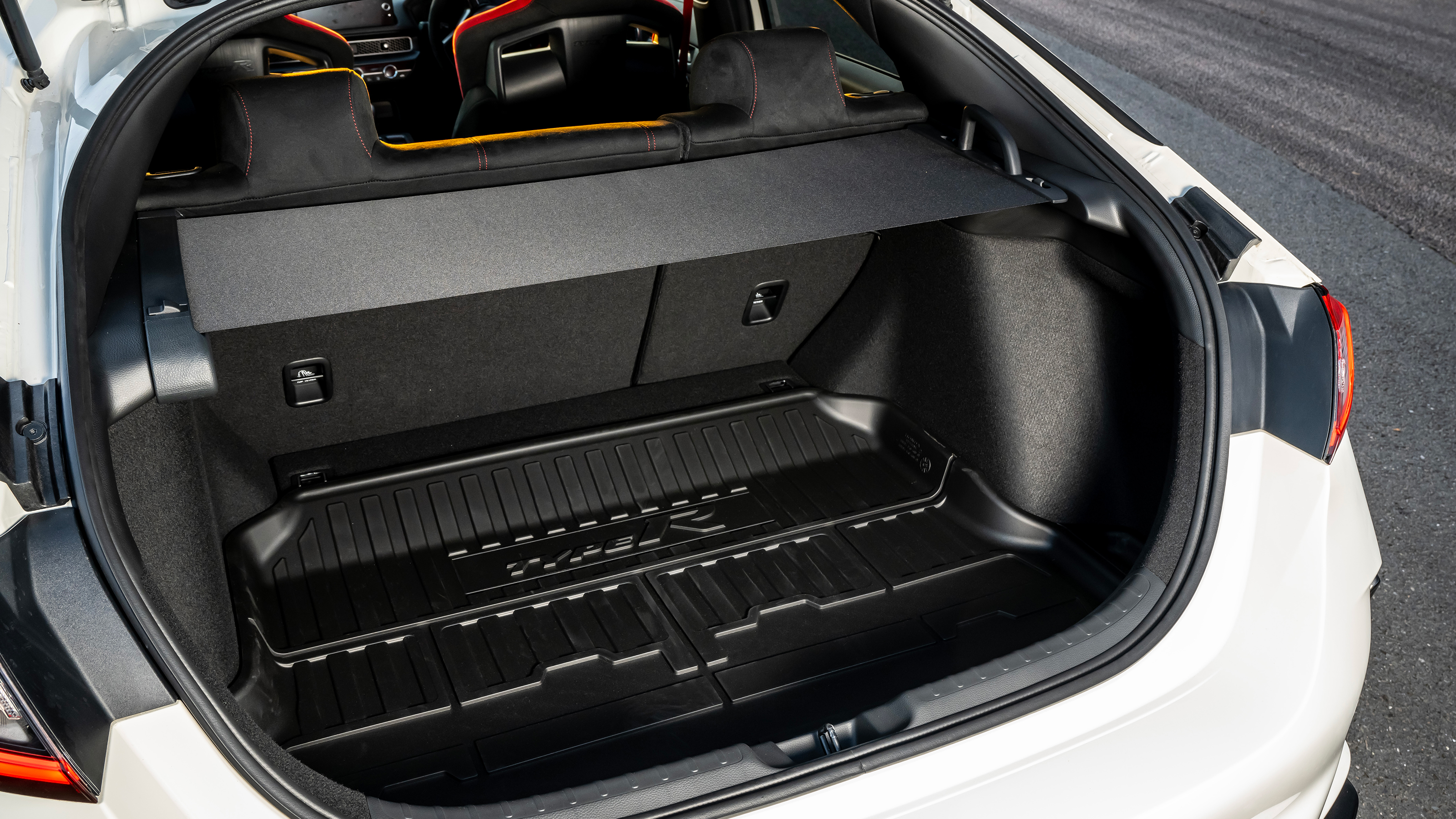 Honda Civic Type R FL5 - boot