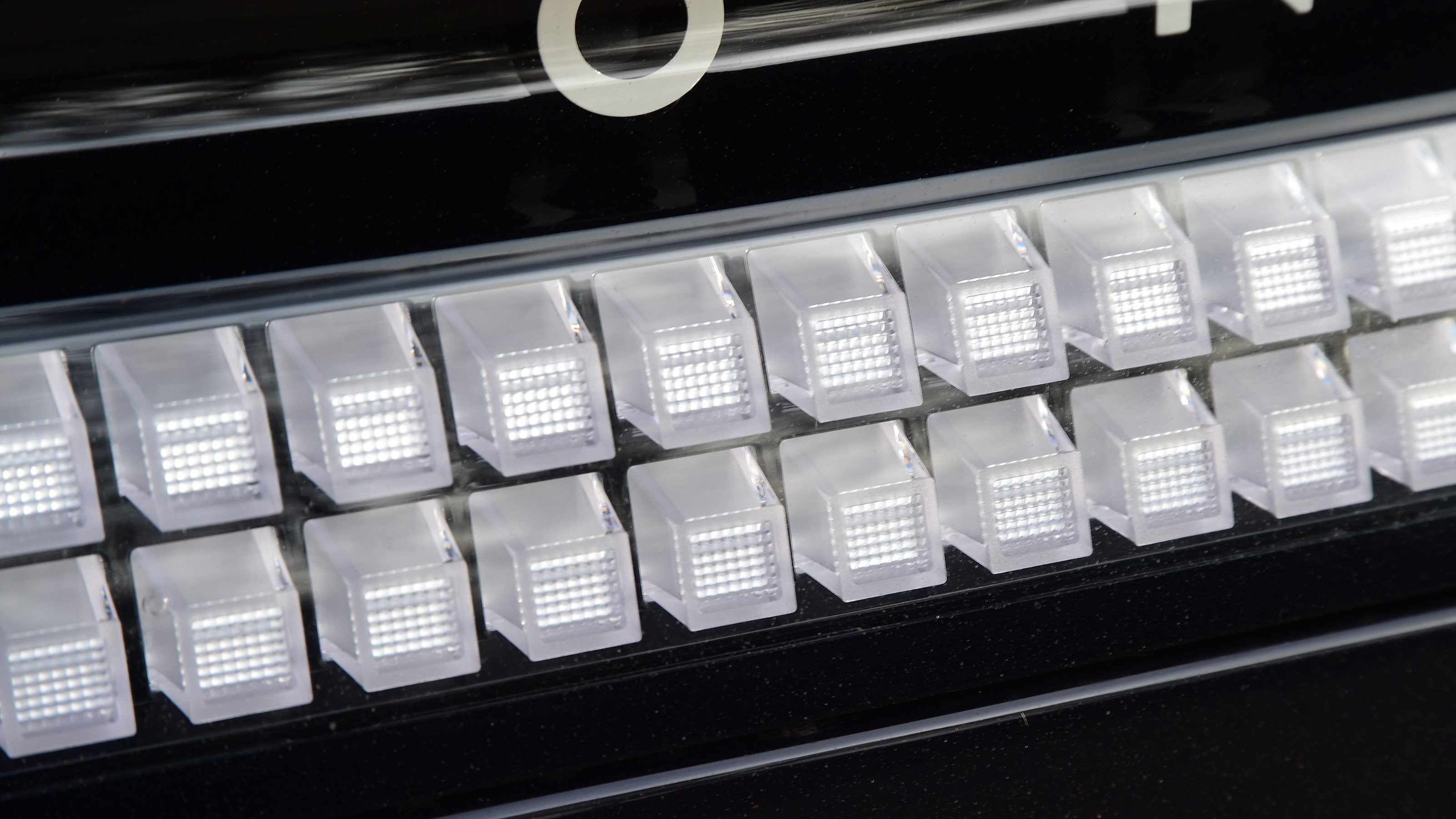 Hyundai Ioniq 6 - light detail