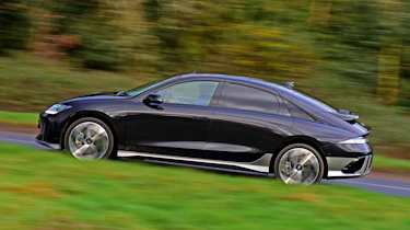 Hyundai Ioniq 6 - side
