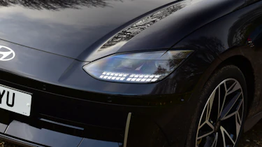 Hyundai Ioniq 6 - front light