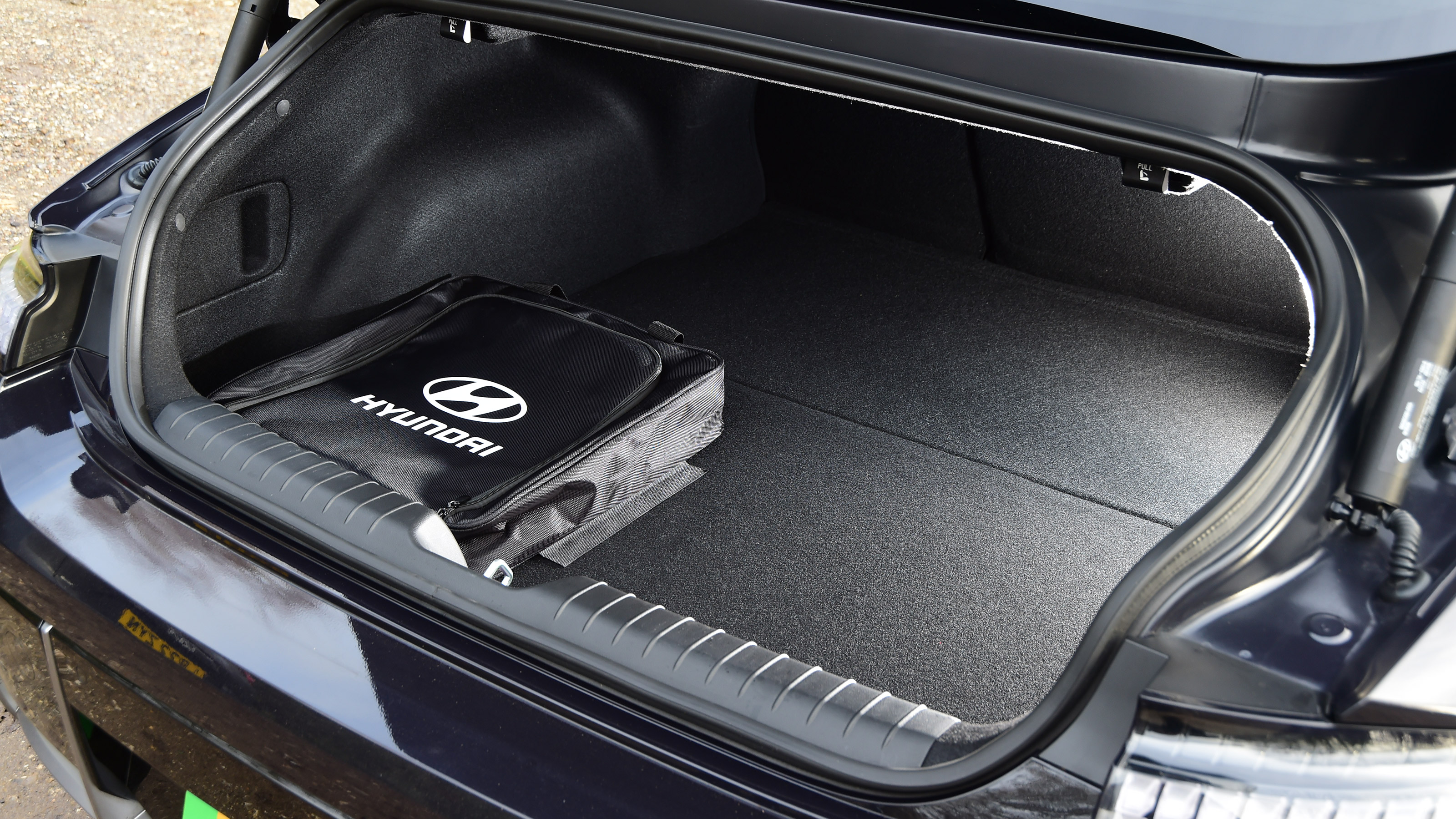 Hyundai Ioniq 6 - boot