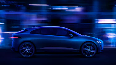 Jaguar I-Pace - side action