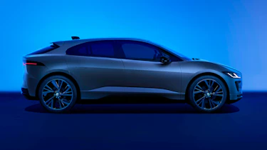 Jaguar I-Pace - side