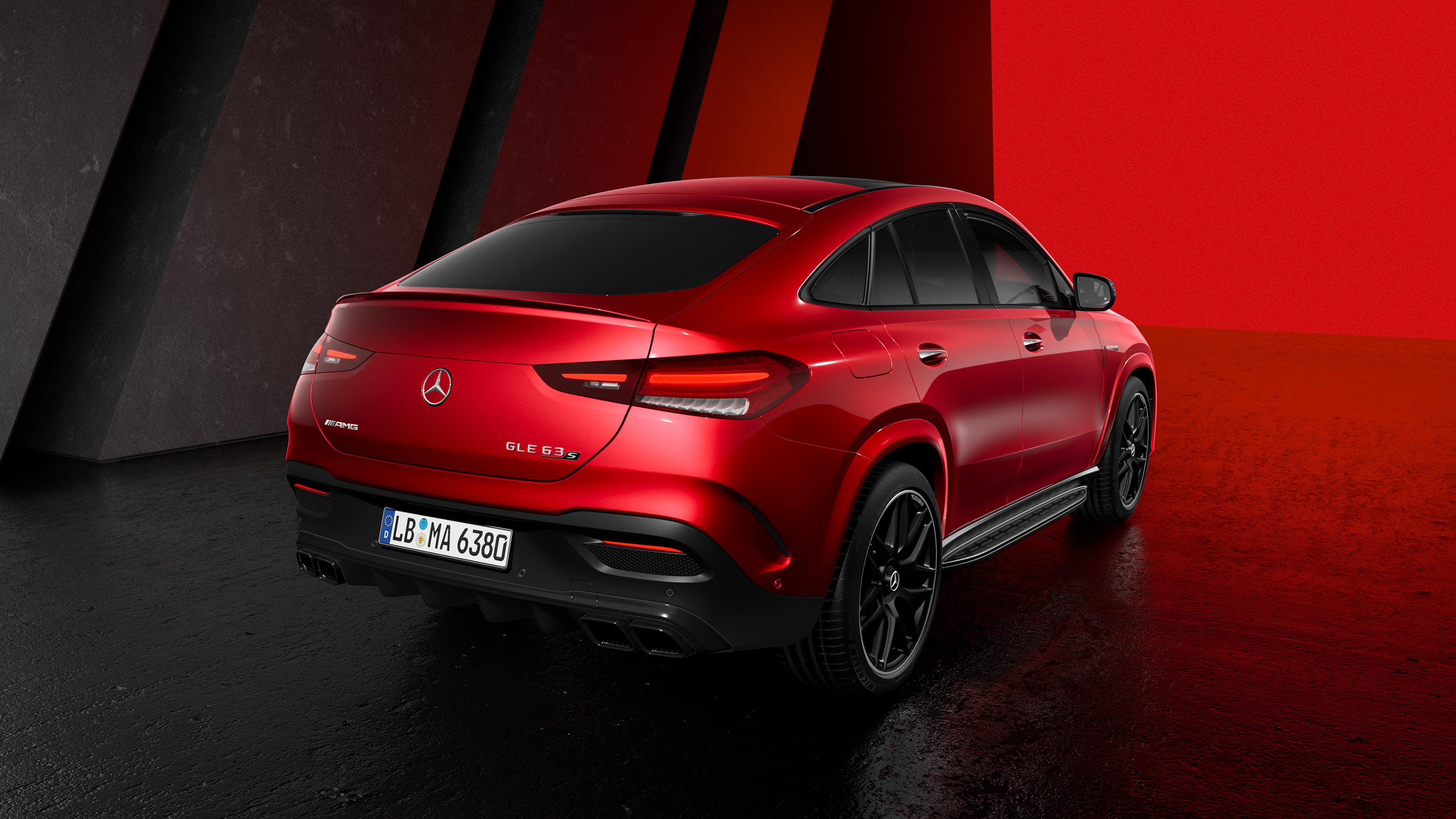 Mercedes GLE - rear
