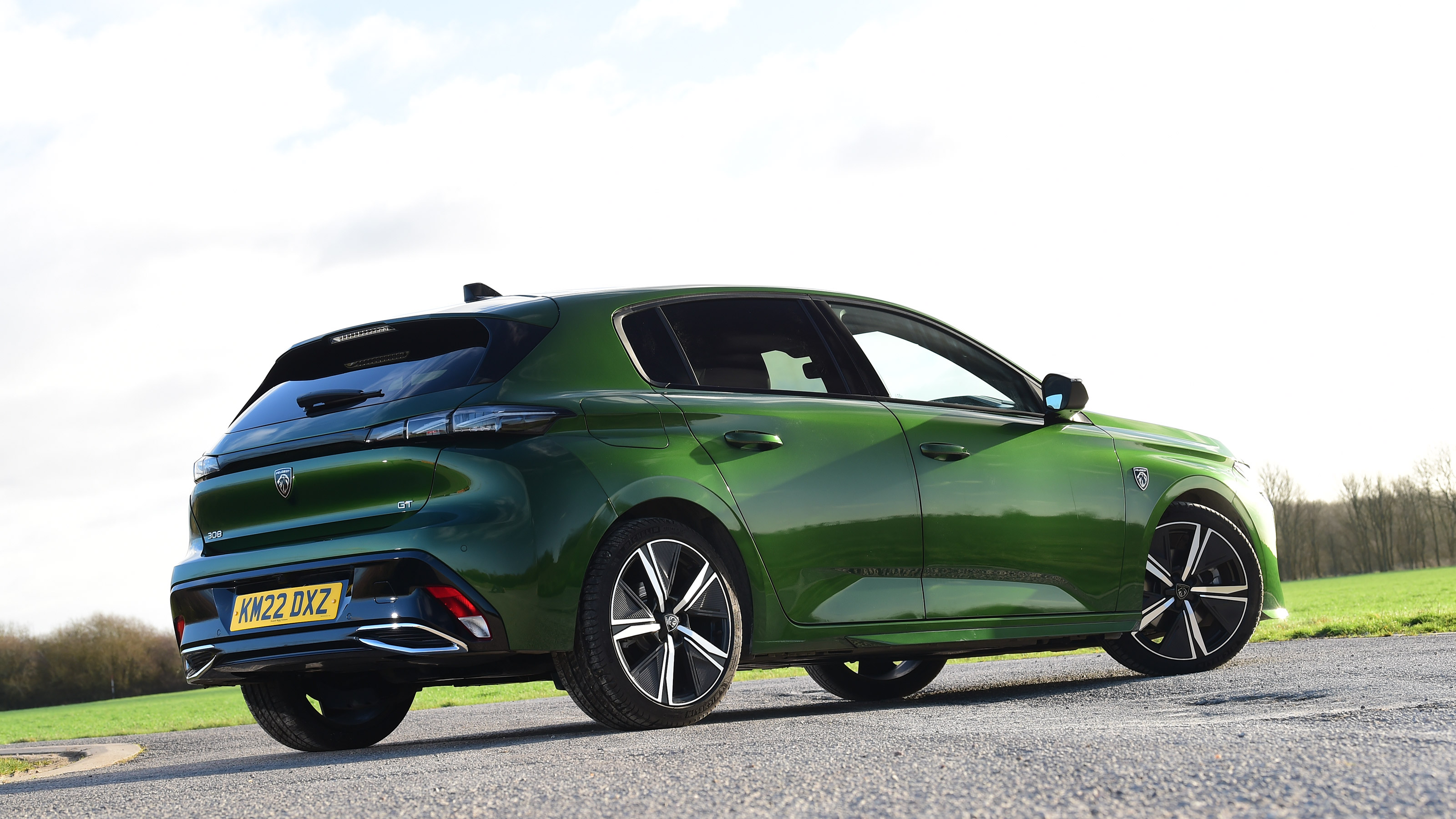 New Peugeot 308 diesel - rear static