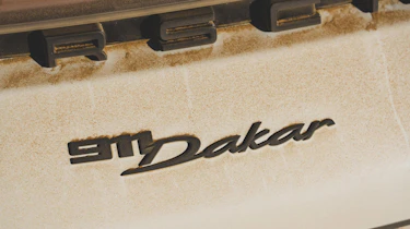 Porsche 911 Dakar - rear badge