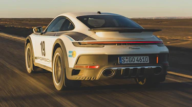 Porsche 911 Dakar - rear tracking