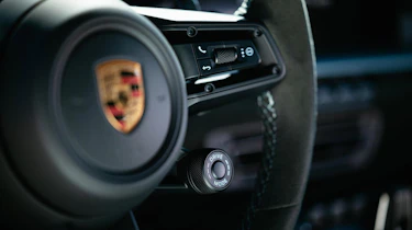 Porsche 911 Dakar - steering wheel