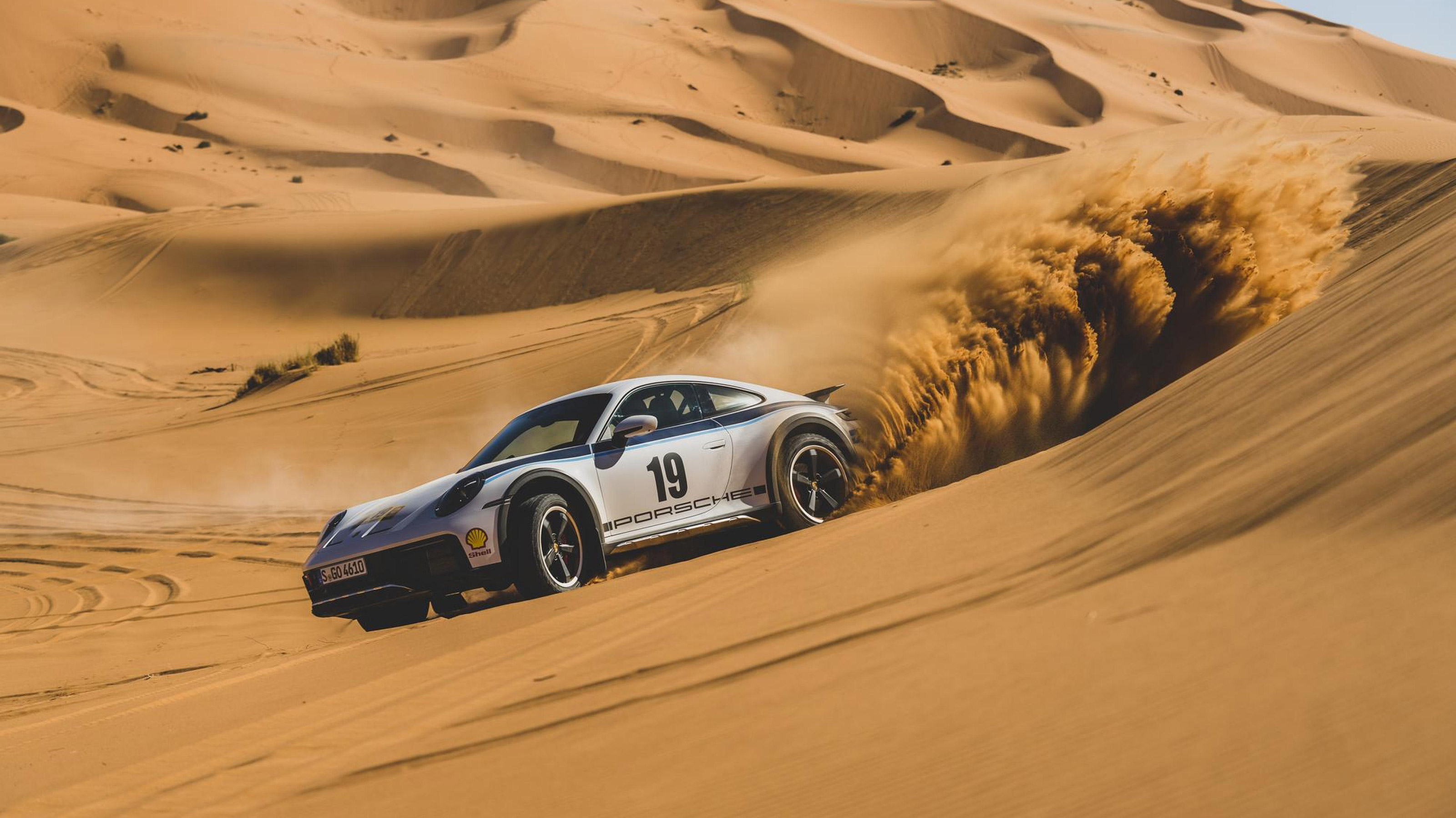 Porsche 911 Dakar - off-road