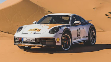 Porsche 911 Dakar - front static
