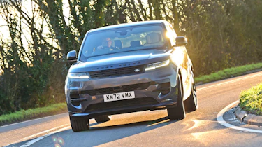 Range Rover Sport P510e - front cornering