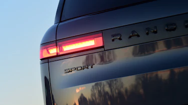 Range Rover Sport P510e - rear light