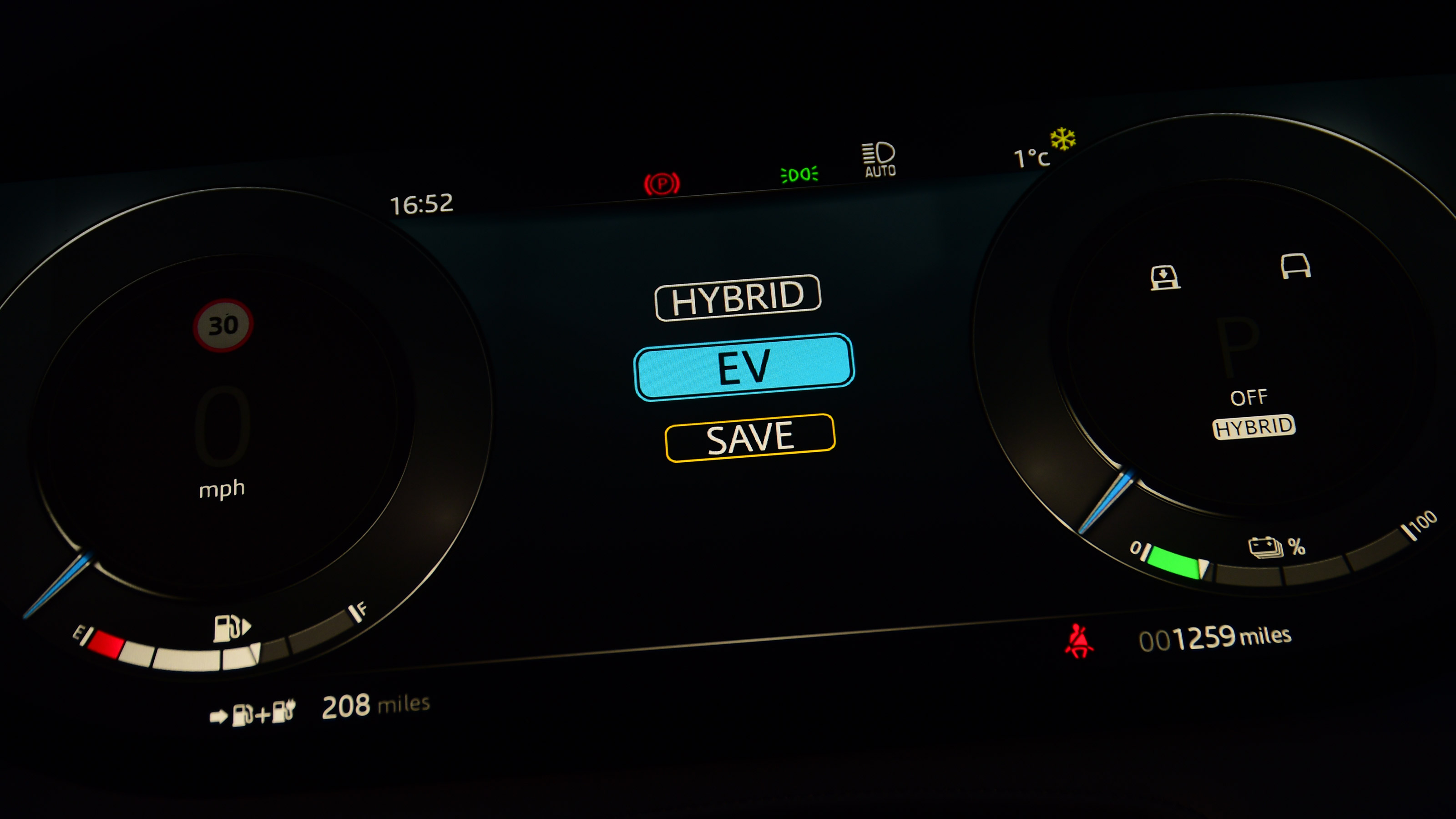 Range Rover Sport P510e - dials