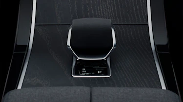 Range Rover Velar facelift - transmission