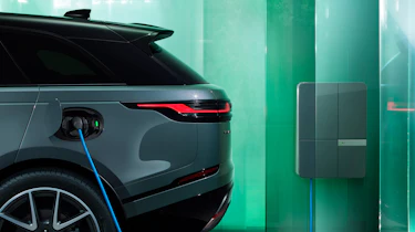 Range Rover Velar facelift - charging cable