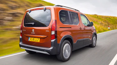 Used Peugeot Rifter - rear action