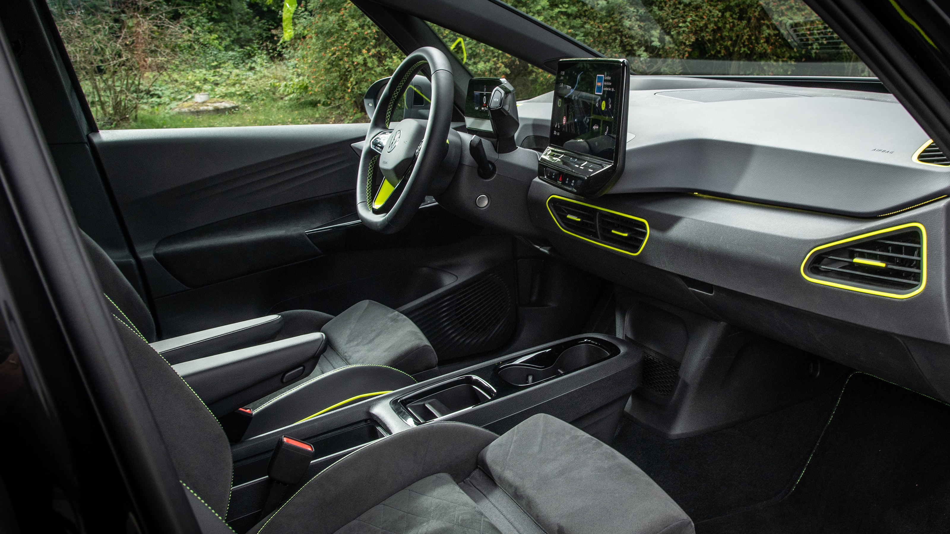Volkswagen ID. X concept - dash