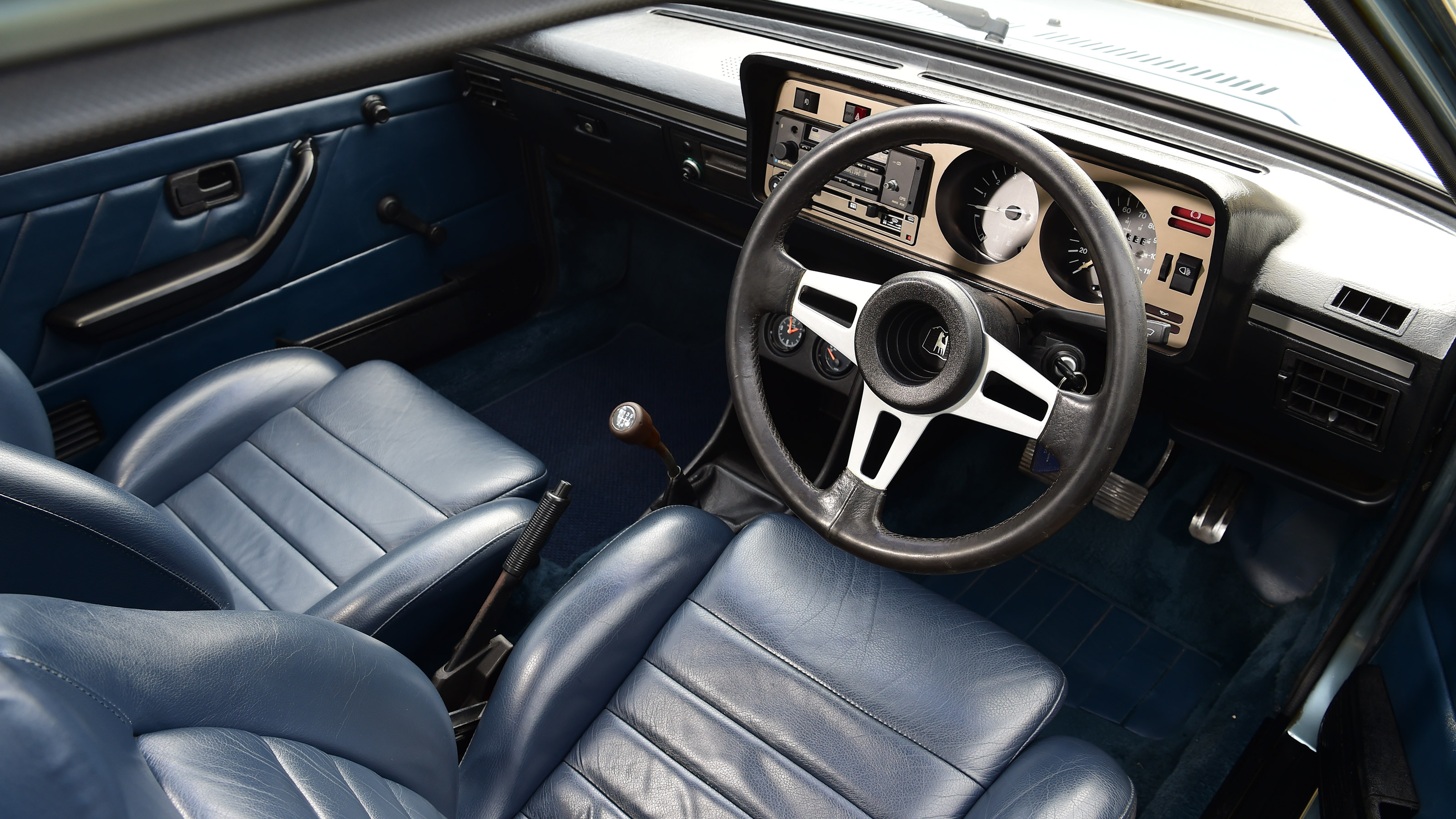 Volkswagen Scirocco Mk1 - dash