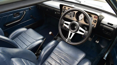 Volkswagen Scirocco Mk1 - dash