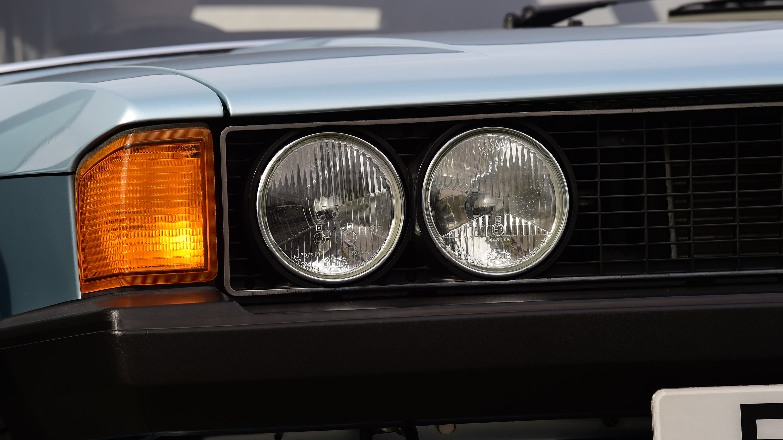 Volkswagen Scirocco Mk1 - front light