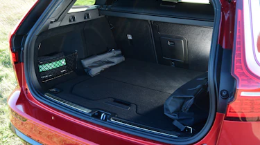 Volvo V60 - boot