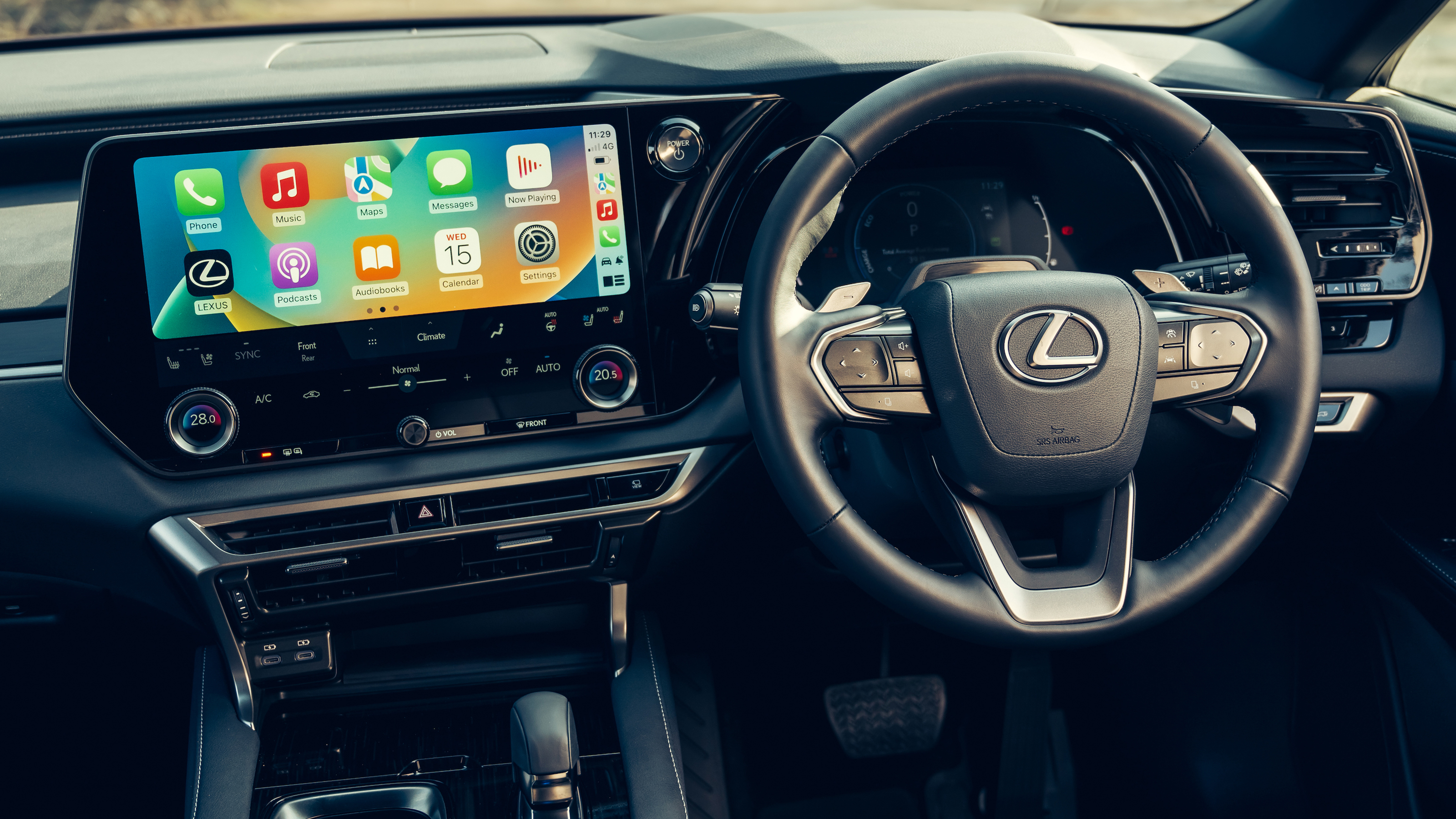 Lexus RX450+ - dashboard