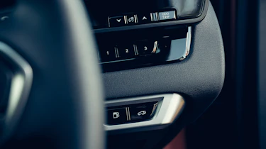 Lexus RX450+ - driver's buttons