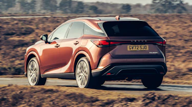 Lexus RX450+ - rear cornering