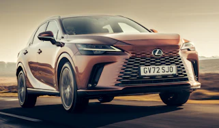 Lexus RX450+ - front tracking