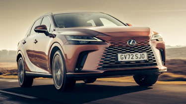 Lexus RX450+ - front tracking