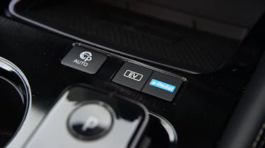 Nissan X-Trail - 'EV mode' 'e-Pedal' and auto-park buttons